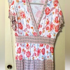 Chic Floral Midi Dress - Pink and White